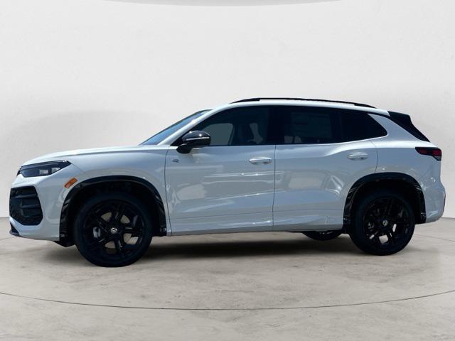 new 2025 Volkswagen Tiguan car, priced at $38,491