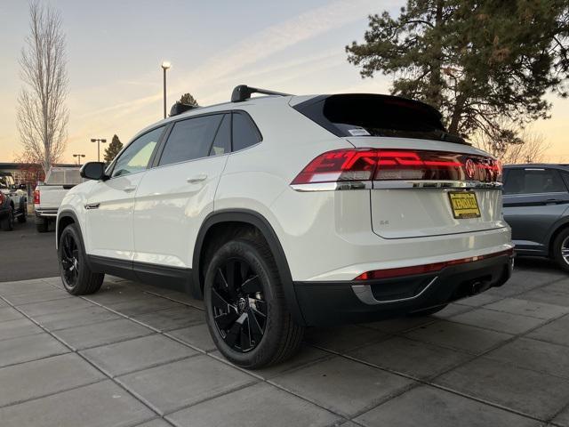 new 2025 Volkswagen Atlas Cross Sport car, priced at $45,300