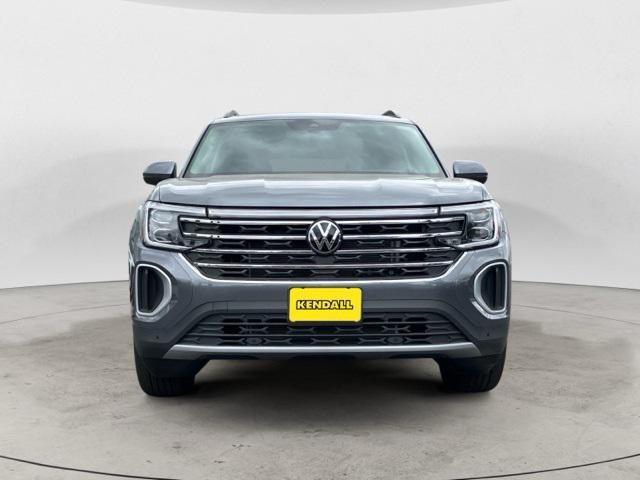 new 2025 Volkswagen Atlas car, priced at $42,875