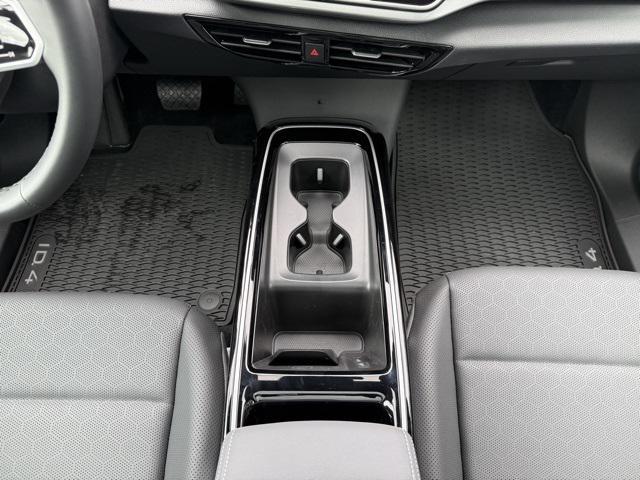 new 2025 Volkswagen ID.4 car, priced at $54,116