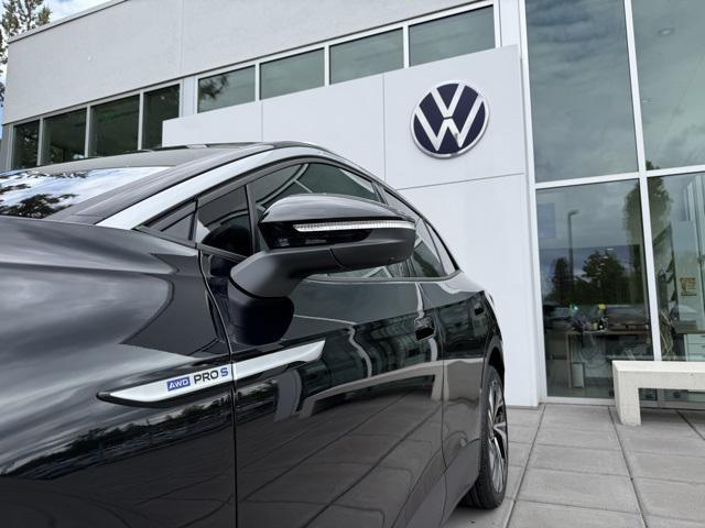 new 2025 Volkswagen ID.4 car, priced at $54,116
