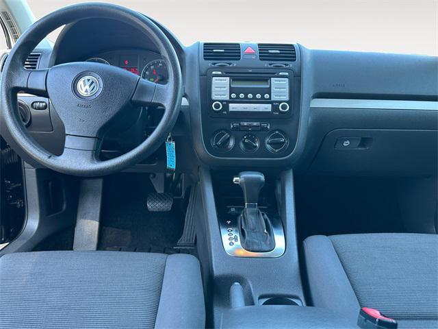 used 2009 Volkswagen Rabbit car, priced at $7,787