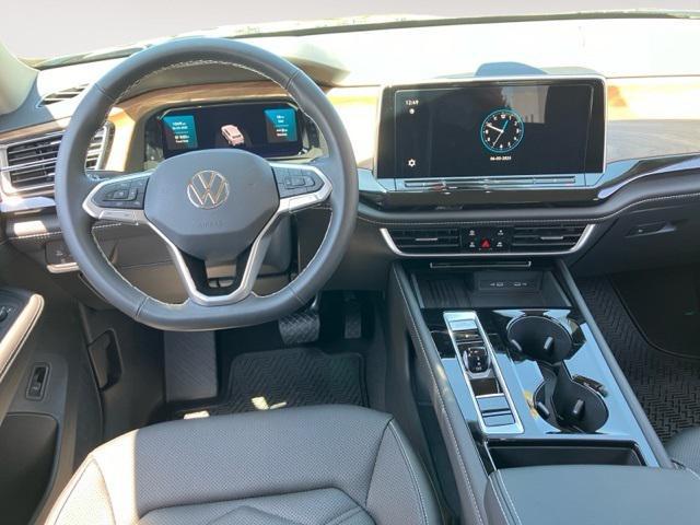 new 2025 Volkswagen Atlas car, priced at $55,465
