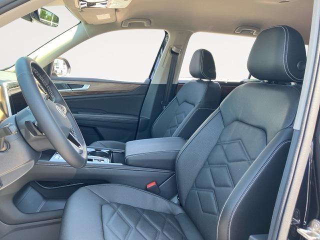 new 2025 Volkswagen Atlas car, priced at $55,465