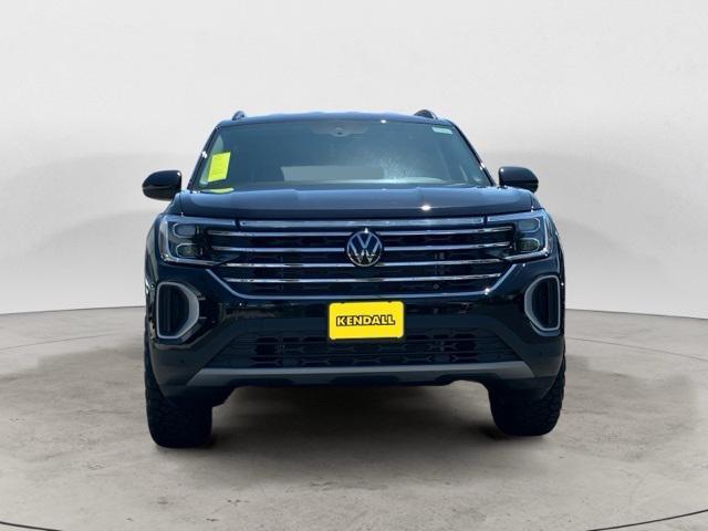 new 2025 Volkswagen Atlas car, priced at $55,465