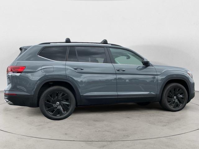 new 2025 Volkswagen Atlas car, priced at $42,055