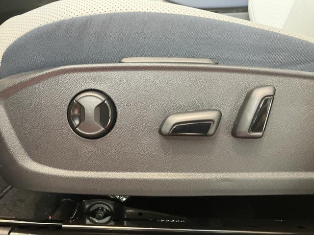 new 2025 Volkswagen ID.4 car, priced at $56,666