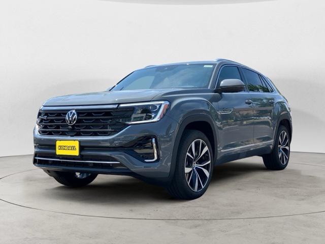 new 2025 Volkswagen Atlas car, priced at $50,085