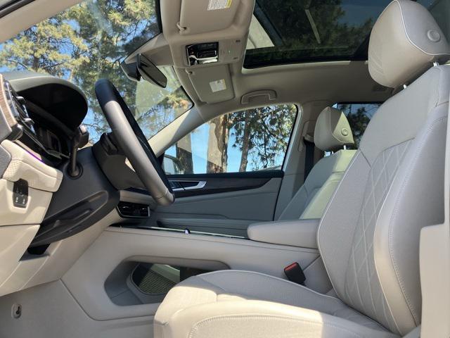 new 2025 Volkswagen Atlas car, priced at $54,085