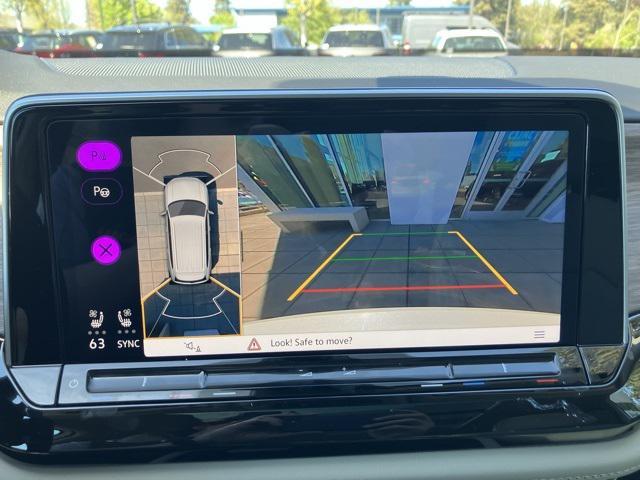 new 2025 Volkswagen Atlas car, priced at $54,085