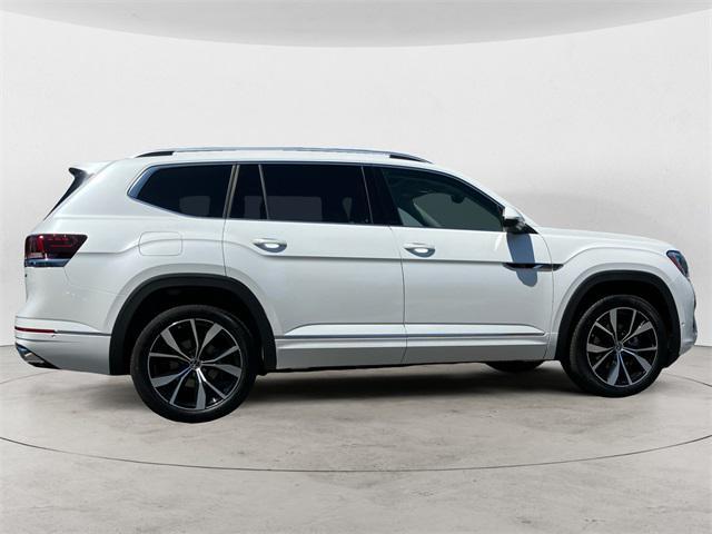 new 2025 Volkswagen Atlas car, priced at $49,085