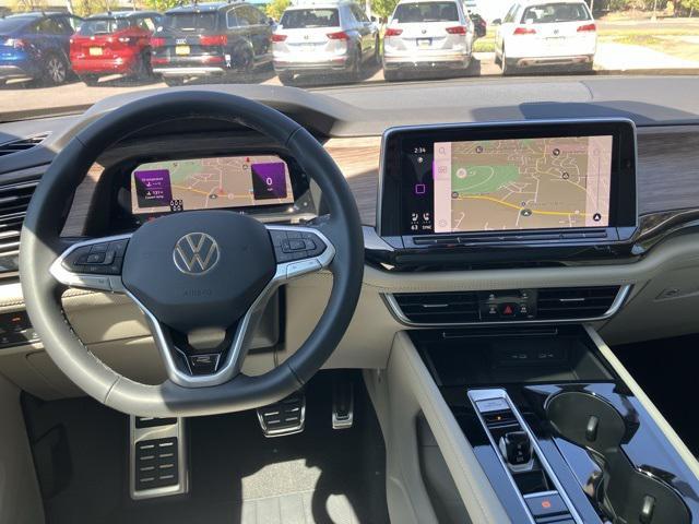 new 2025 Volkswagen Atlas car, priced at $54,085