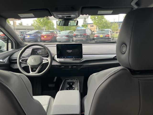 new 2024 Volkswagen ID.4 car, priced at $35,326