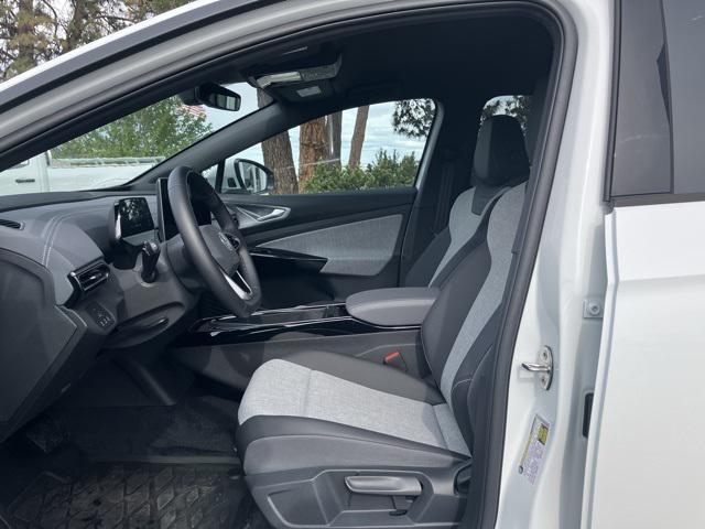 new 2024 Volkswagen ID.4 car, priced at $35,326