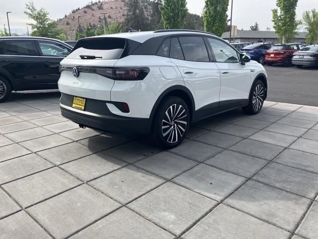 new 2024 Volkswagen ID.4 car, priced at $35,326