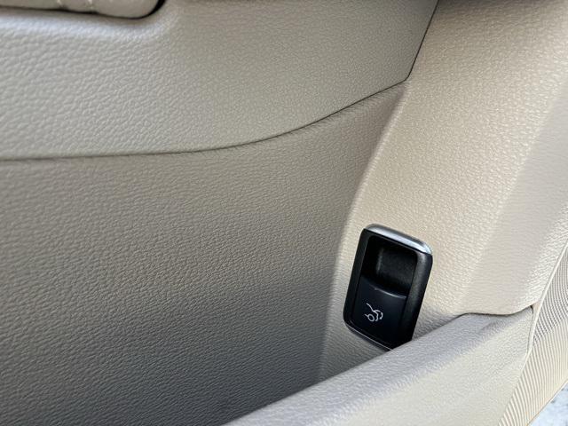 used 2013 Mercedes-Benz E-Class car