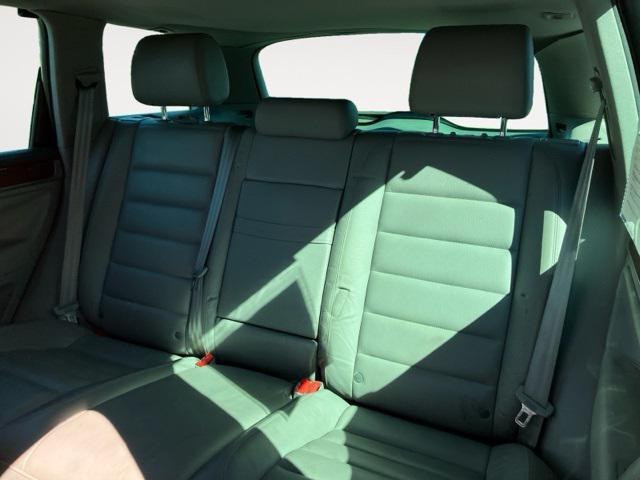 used 2004 Volkswagen Touareg car, priced at $7,987