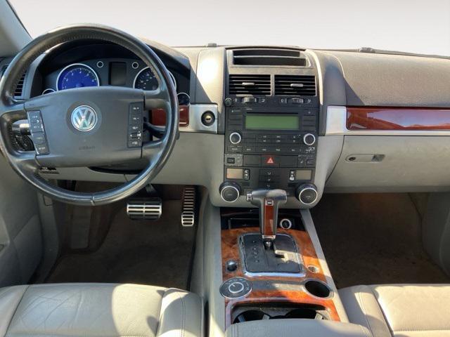used 2004 Volkswagen Touareg car, priced at $7,987