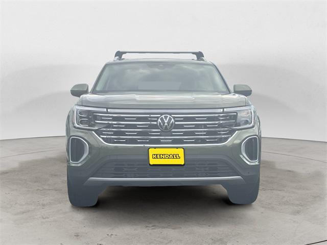new 2025 Volkswagen Atlas car, priced at $44,974