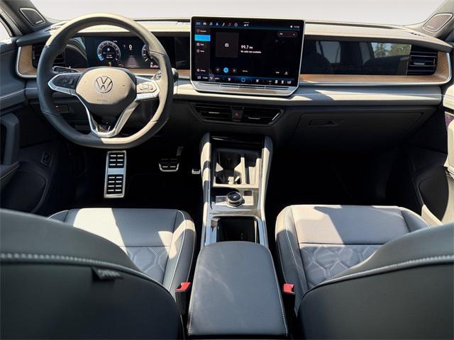 new 2025 Volkswagen Tiguan car, priced at $42,369