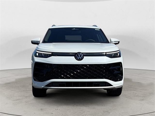 new 2025 Volkswagen Tiguan car, priced at $42,369