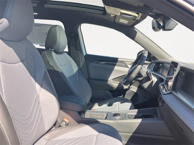 new 2025 Volkswagen Tiguan car, priced at $35,498