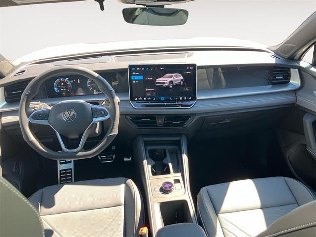 new 2025 Volkswagen Tiguan car, priced at $35,498