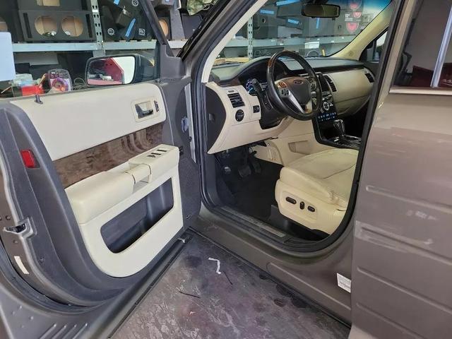 used 2014 Ford Flex car, priced at $9,500