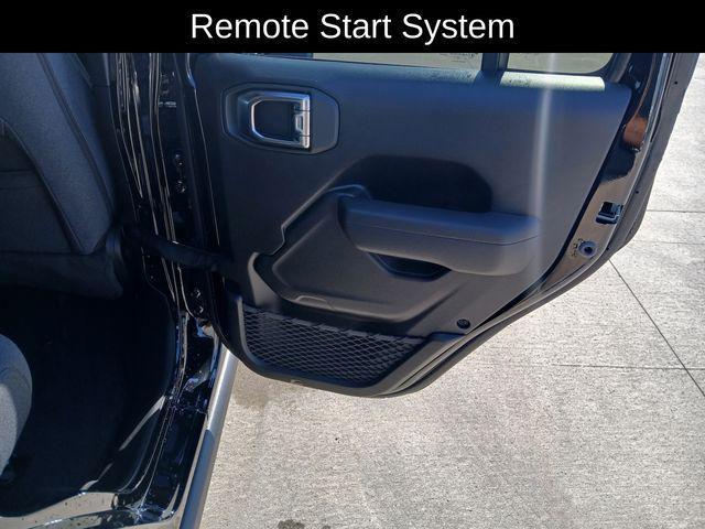 new 2025 Jeep Wrangler car, priced at $48,428