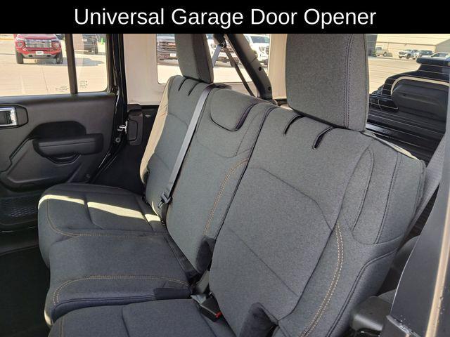 new 2025 Jeep Wrangler car, priced at $48,428