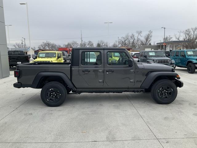 new 2024 Jeep Gladiator car, priced at $38,700