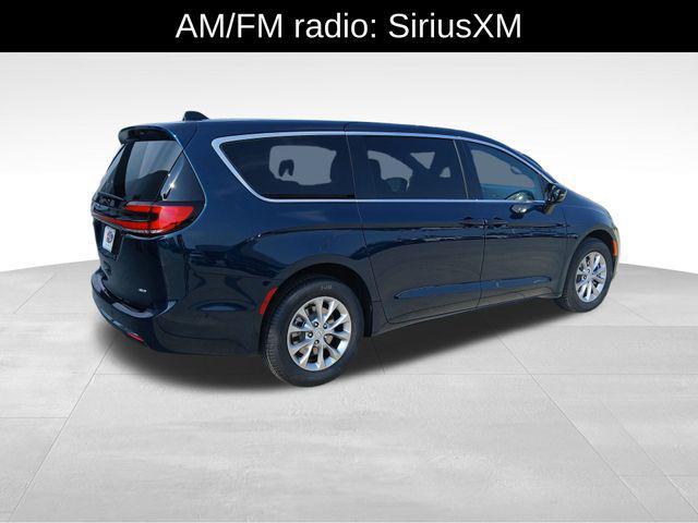new 2025 Chrysler Pacifica car, priced at $45,885