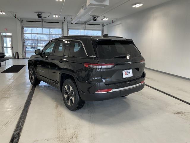 new 2024 Jeep Grand Cherokee 4xe car, priced at $47,927