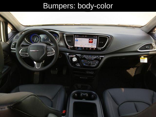 new 2025 Chrysler Pacifica car, priced at $45,461