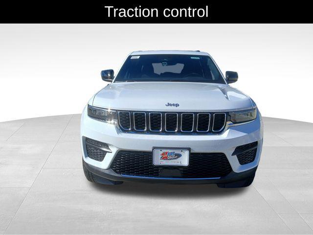 new 2025 Jeep Grand Cherokee car, priced at $41,514
