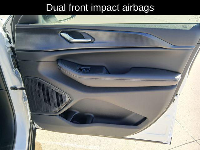 new 2025 Jeep Grand Cherokee car, priced at $41,514