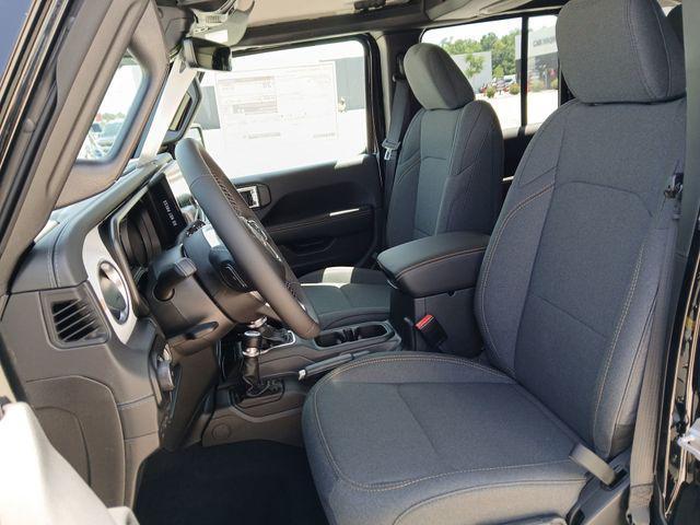 new 2025 Jeep Wrangler car, priced at $48,581