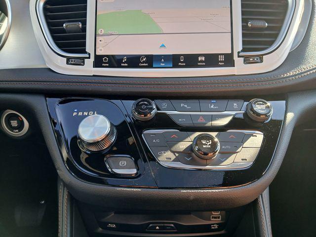 new 2026 Chrysler Pacifica car