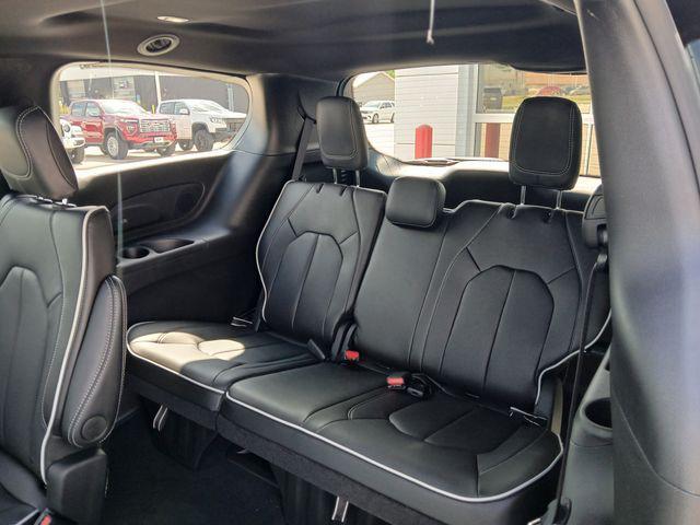 new 2026 Chrysler Pacifica car