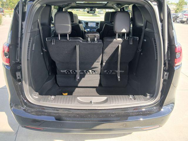 new 2026 Chrysler Pacifica car