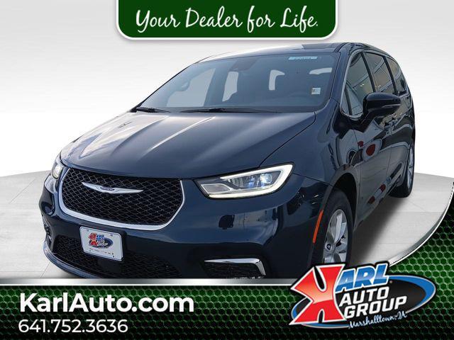 new 2025 Chrysler Pacifica car