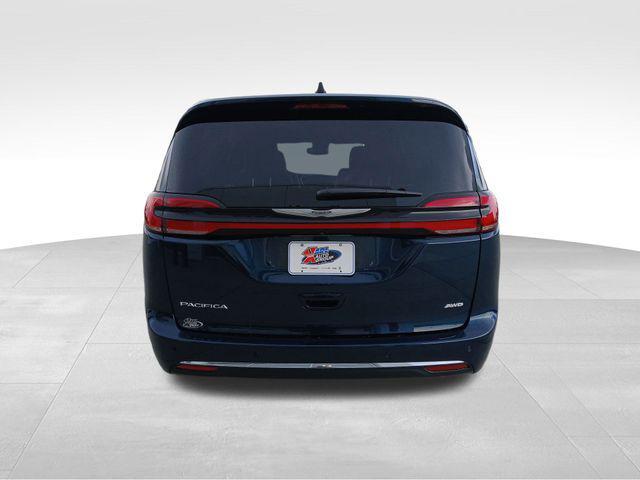 new 2025 Chrysler Pacifica car