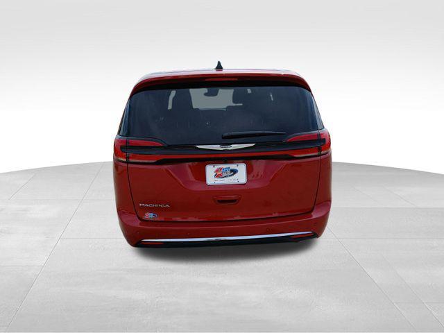 new 2026 Chrysler Pacifica car, priced at $44,187
