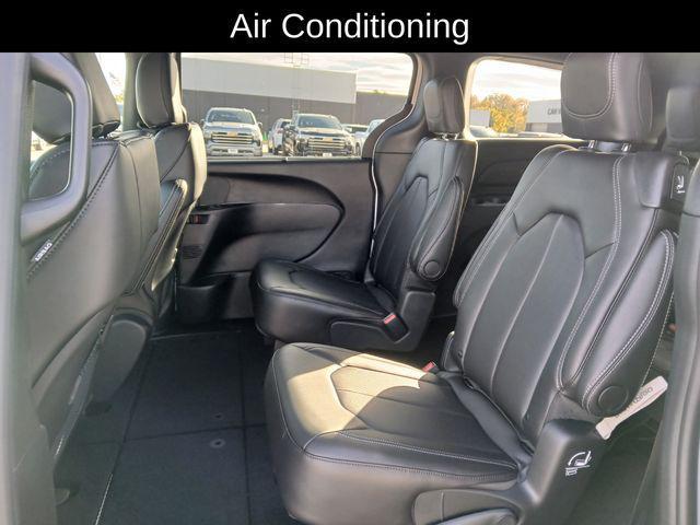 new 2026 Chrysler Pacifica car