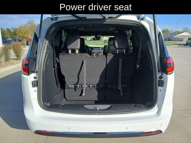 new 2026 Chrysler Pacifica car