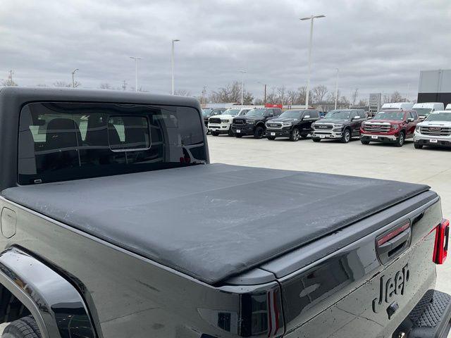 new 2024 Jeep Gladiator car, priced at $47,626
