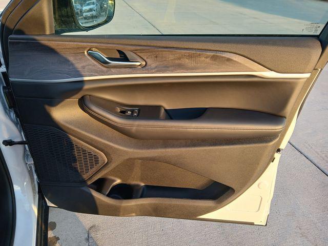 new 2025 Jeep Grand Cherokee car