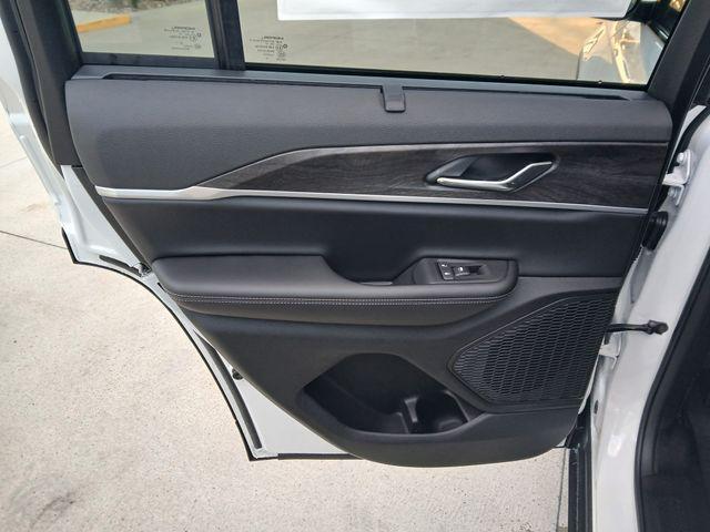 new 2025 Jeep Grand Cherokee car