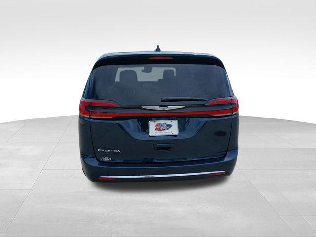 new 2025 Chrysler Pacifica car, priced at $43,113