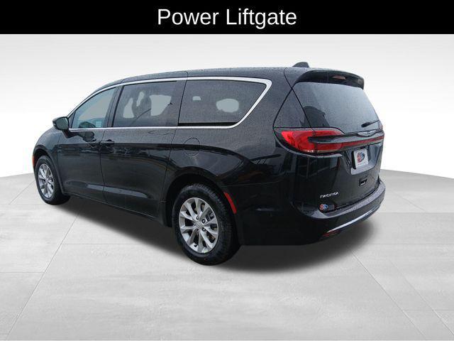 new 2025 Chrysler Pacifica car, priced at $45,461